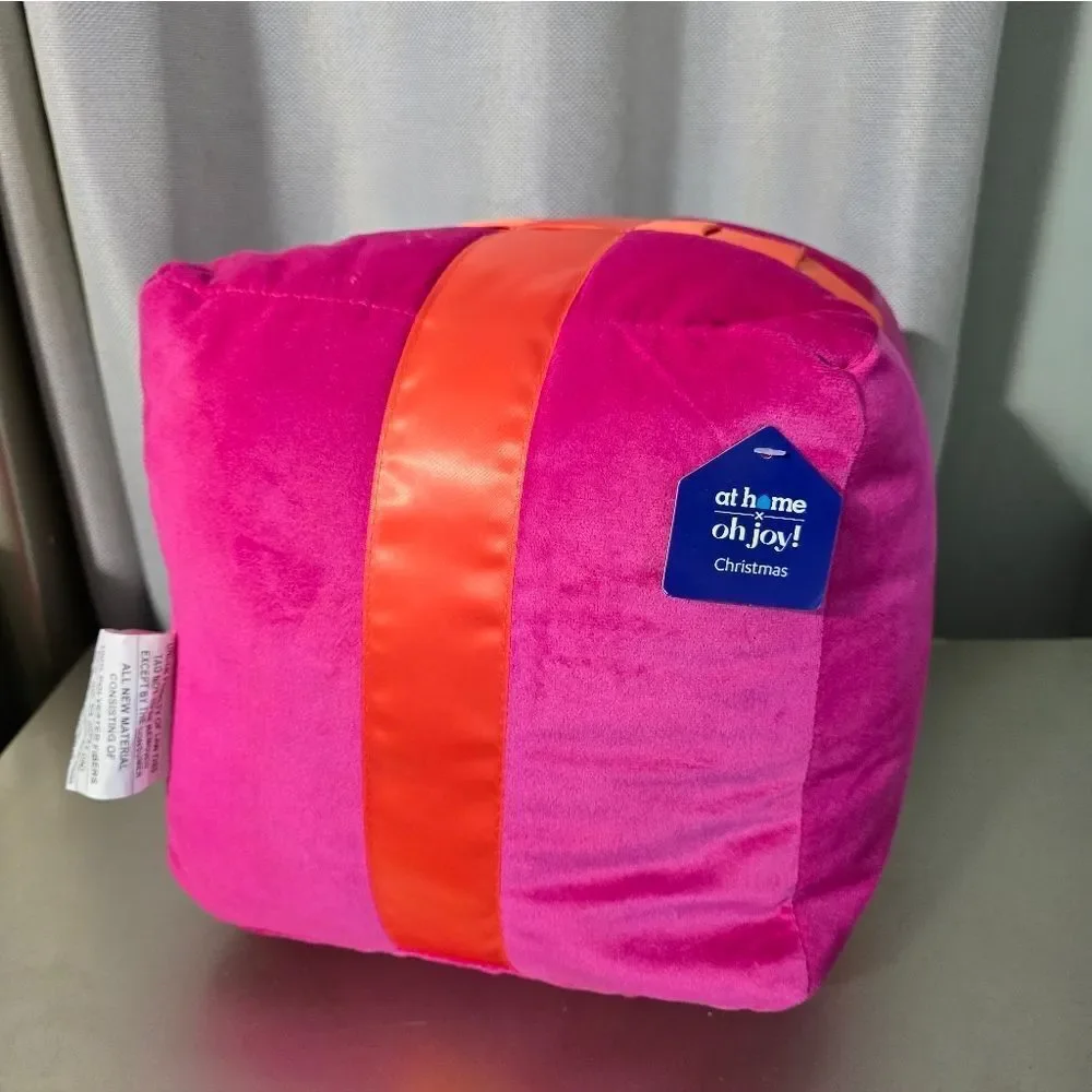 Nwt Deluxe Christmas Gift Shaped Pink Throw Pillow, 10